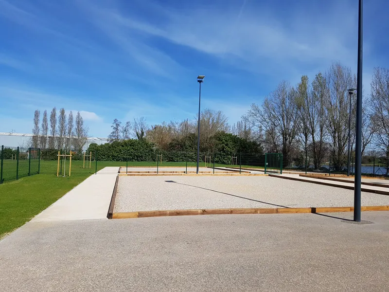 Astrolab à Labarthe vue de nuit - 2AU