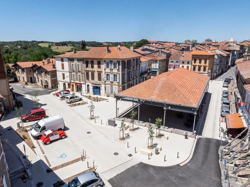 Astrolab à Labarthe vue de nuit - 2AU