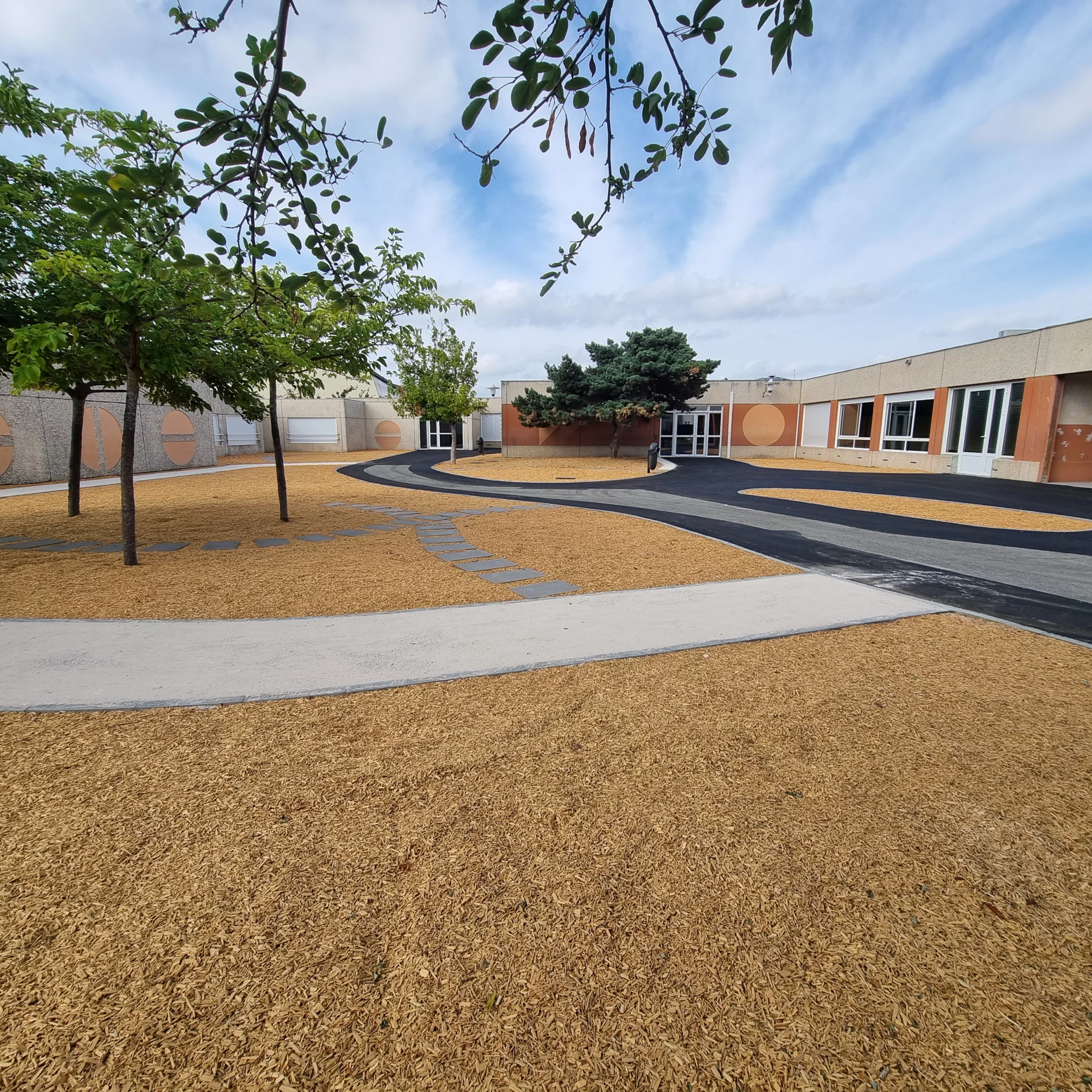 Astrolab à Labarthe vue de nuit - 2AU
