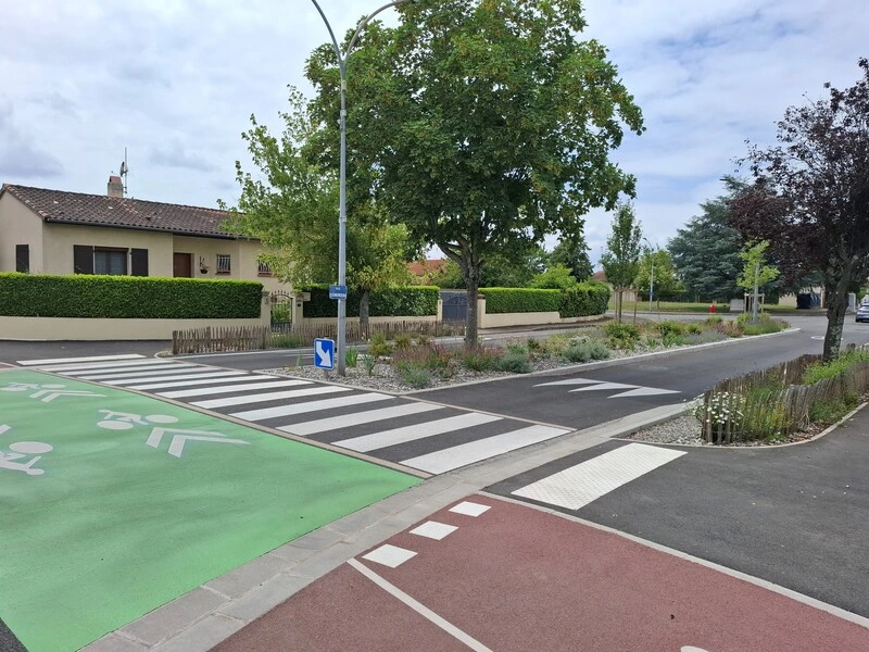 Astrolab à Labarthe vue de nuit - 2AU
